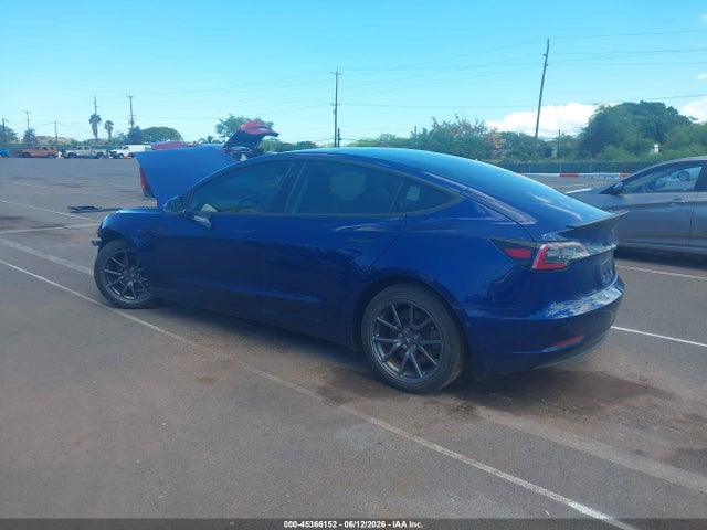 Tesla Model 3 Long Range/mid Range 2018 5YJ3E1EA5JF077892 Image 3