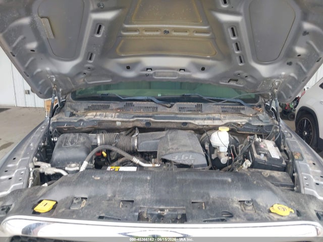 45366162 :رقم المزاد ، 1C6RR6FG1KS685872 vin ، 2019 Ram 1500 Classic Tradesman  4x2 6'4 Box مزاد بيع