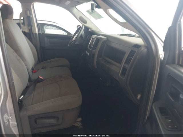 45366162 :رقم المزاد ، 1C6RR6FG1KS685872 vin ، 2019 Ram 1500 Classic Tradesman  4x2 6'4 Box مزاد بيع