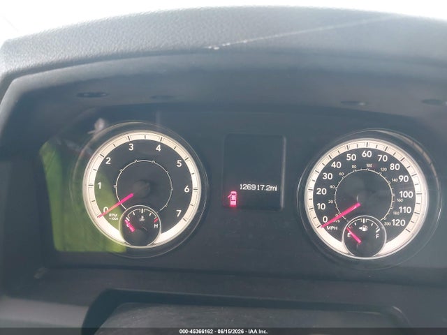 45366162 :رقم المزاد ، 1C6RR6FG1KS685872 vin ، 2019 Ram 1500 Classic Tradesman  4x2 6'4 Box مزاد بيع