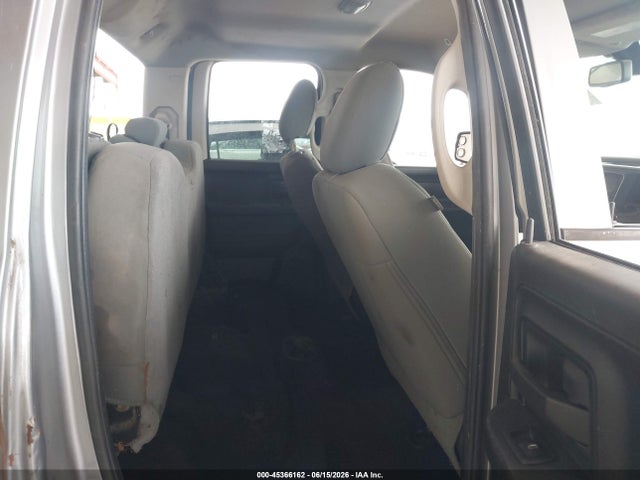45366162 :رقم المزاد ، 1C6RR6FG1KS685872 vin ، 2019 Ram 1500 Classic Tradesman  4x2 6'4 Box مزاد بيع