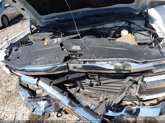 45366184 :رقم المزاد ، 3GCUKRECXJG365043 vin ، 2018 Chevrolet Silverado 1500 1lt مزاد بيع