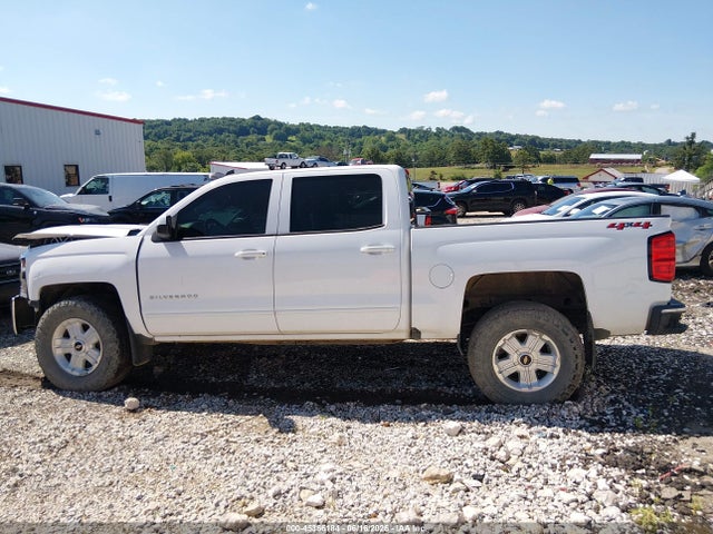 45366184 :رقم المزاد ، 3GCUKRECXJG365043 vin ، 2018 Chevrolet Silverado 1500 1lt مزاد بيع