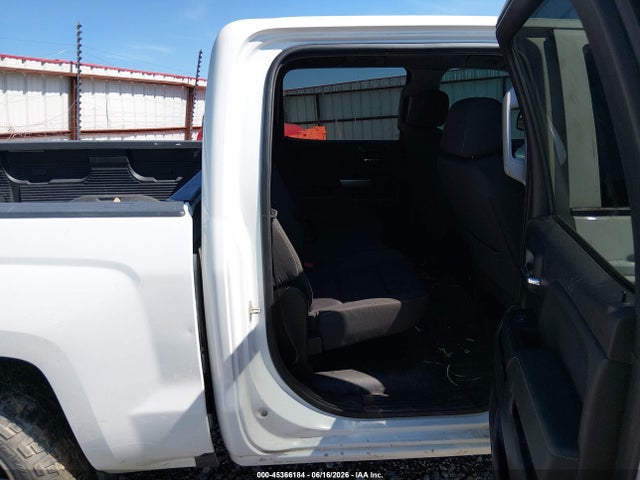 45366184 :رقم المزاد ، 3GCUKRECXJG365043 vin ، 2018 Chevrolet Silverado 1500 1lt مزاد بيع