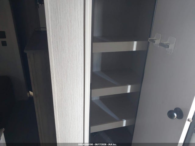 Продаж на аукціоні авто 2021 Forest River Other, vin: 5ZT2PUPB4M4011809, номер лоту: 45366190