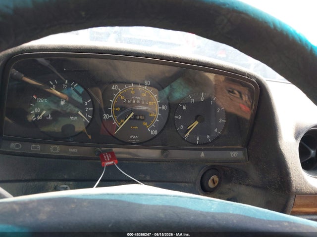 1983 Mercedes-benz 240 D მანქანა იყიდება აუქციონზე, vin: WDBAB23A0DB390329, აუქციონის ნომერი: 45366247