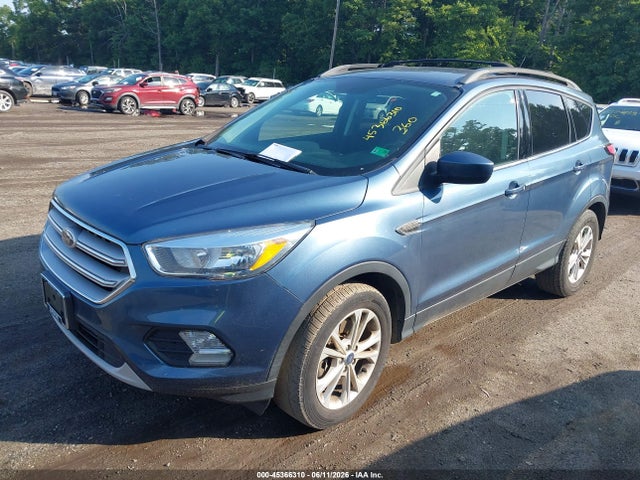 Продаж на аукціоні авто 2018 Ford Escape Se, vin: 1FMCU9GD0JUB94064, номер лоту: 45366310