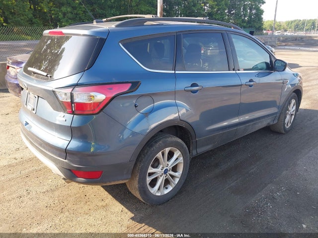Продаж на аукціоні авто 2018 Ford Escape Se, vin: 1FMCU9GD0JUB94064, номер лоту: 45366310