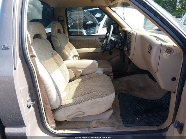 1997 Chevrolet S-10 Ls მანქანა იყიდება აუქციონზე, vin: 1GCDT14X8V8104301, აუქციონის ნომერი: 45366343