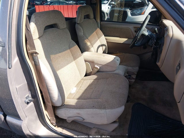 1997 Chevrolet S-10 Ls მანქანა იყიდება აუქციონზე, vin: 1GCDT14X8V8104301, აუქციონის ნომერი: 45366343