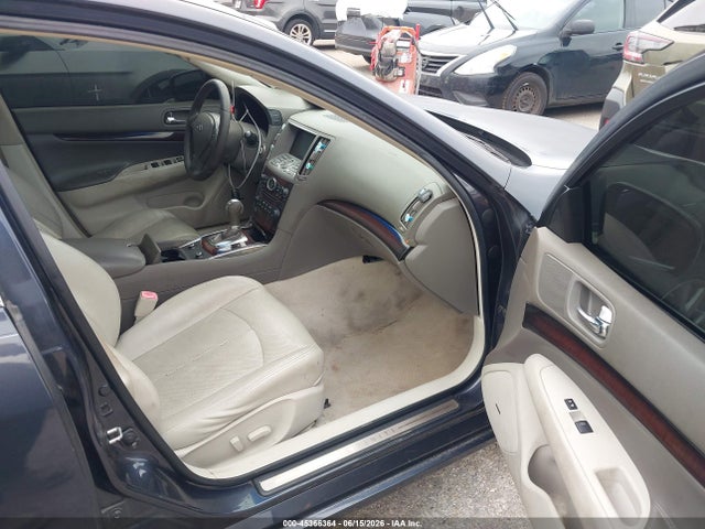 45366364 :رقم المزاد ، JN1CV6AP3BM304483 vin ، 2011 Infiniti G37 Journey مزاد بيع