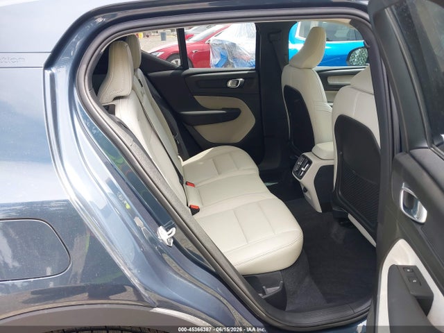 YV4162UL4K2076442 Volvo Xc40 T5 Inscription