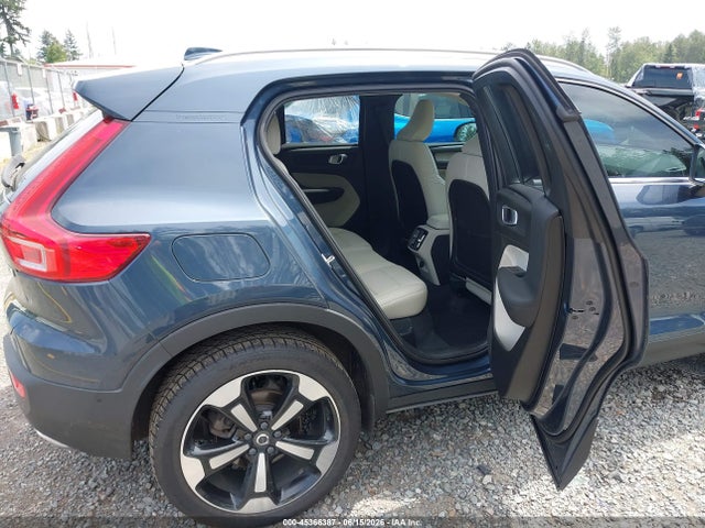 YV4162UL4K2076442 Volvo Xc40 T5 Inscription