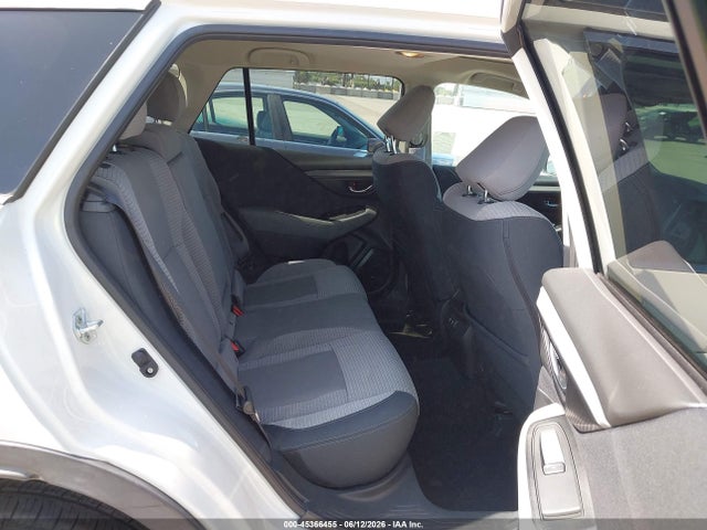 Auction sale of the 2021 Subaru Outback Premium, vin: 4S4BTAFC0M3172343, lot number: 45366455