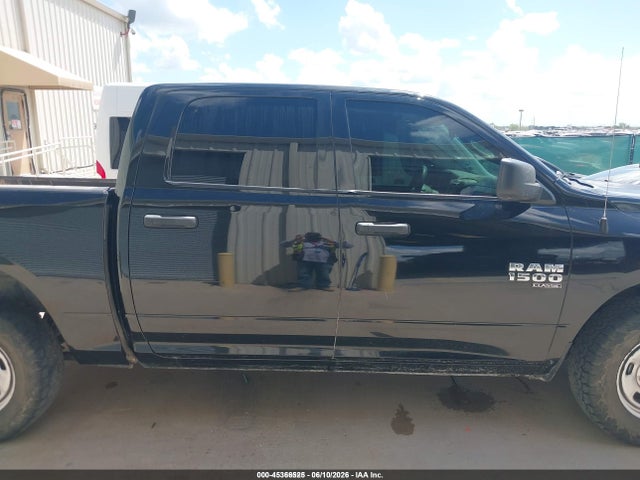 45366525 :رقم المزاد ، 1C6RR7KG9MS551464 vin ، 2021 Ram 1500 Classic Tradesman  4x4 5'7 Box مزاد بيع