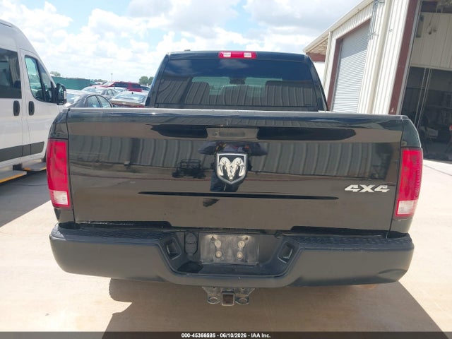 45366525 :رقم المزاد ، 1C6RR7KG9MS551464 vin ، 2021 Ram 1500 Classic Tradesman  4x4 5'7 Box مزاد بيع