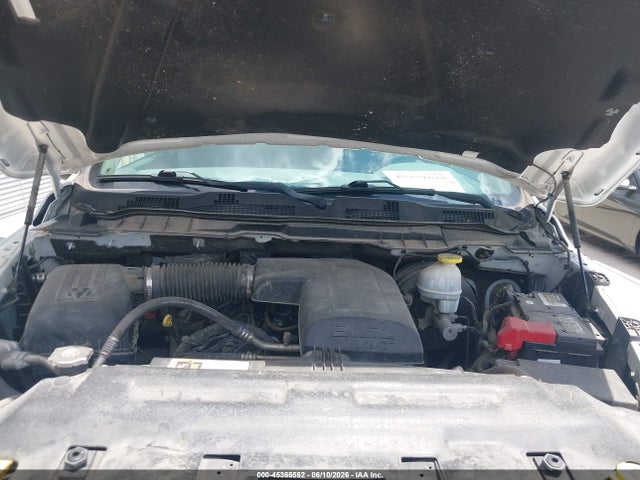 45366552 :رقم المزاد ، 3C6JR6DG8JG318151 vin ، 2018 Ram 1500 Tradesman  4x2 8' Box مزاد بيع