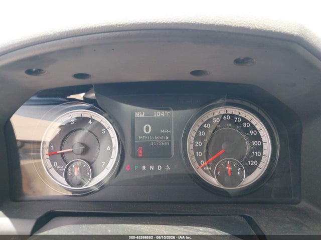 45366552 :رقم المزاد ، 3C6JR6DG8JG318151 vin ، 2018 Ram 1500 Tradesman  4x2 8' Box مزاد بيع