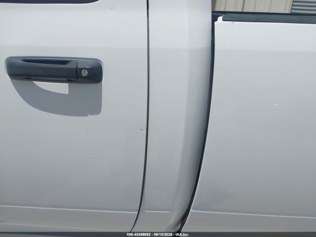 45366552 :رقم المزاد ، 3C6JR6DG8JG318151 vin ، 2018 Ram 1500 Tradesman  4x2 8' Box مزاد بيع