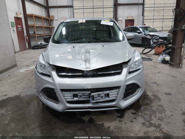 1FMCU9G98FUC44194 Ford ESCAPE SE