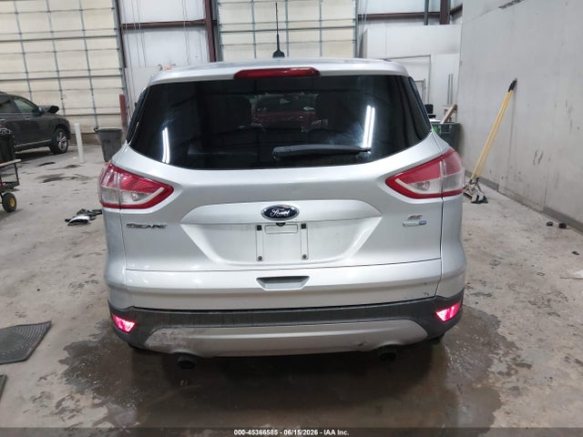 1FMCU9G98FUC44194 Ford ESCAPE SE