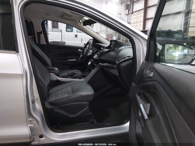1FMCU9G98FUC44194 Ford ESCAPE SE