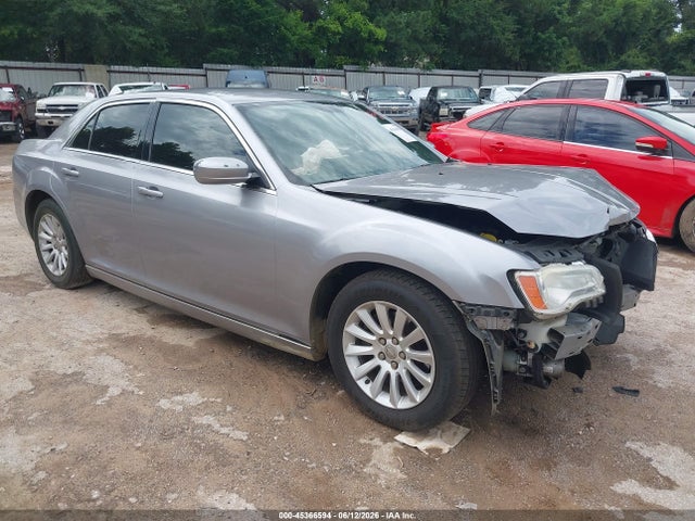 2013 Chrysler 300 Motown მანქანა იყიდება აუქციონზე, vin: 2C3CCAAG4DH626954, აუქციონის ნომერი: 45366594