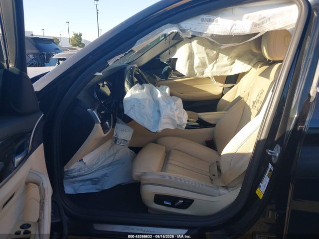 WBAJE5C55JG918116 BMW 540I