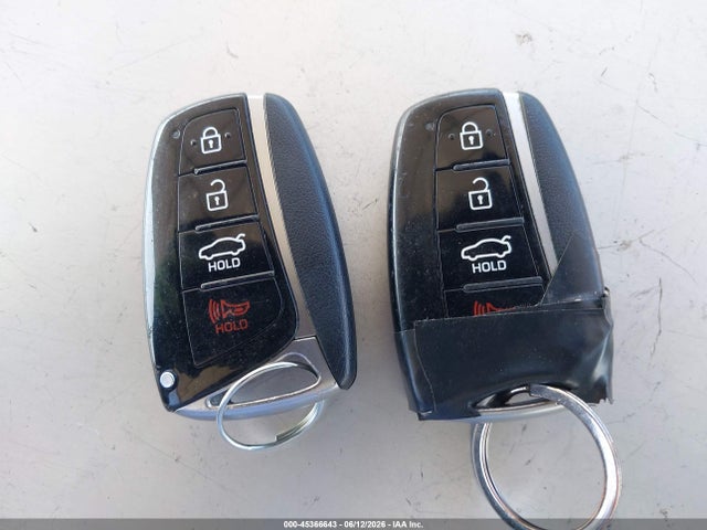 Hyundai Genesis 3.8 2015 KMHGN4JE4FU083818 Image 11
