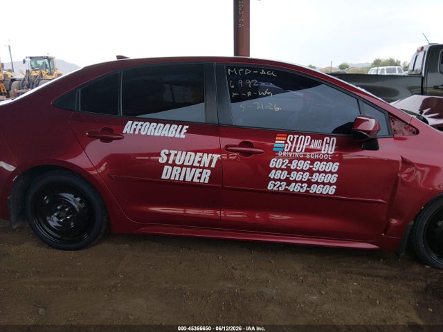 Toyota COROLLA LE 2022 JTDEPMAE6NJ224992 Image 13