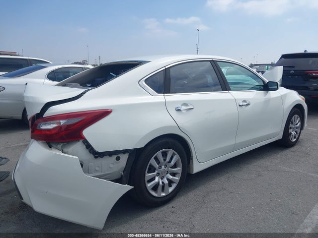 Nissan Altima 2.5 S 2018 1N4AL3AP3JC161151 Image 13