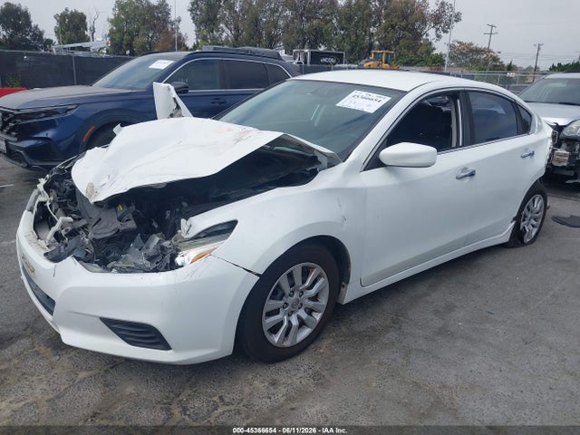 Nissan Altima 2.5 S 2018 1N4AL3AP3JC161151 Image 2