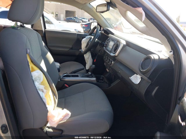 3TMCZ5AN8KM275190 Toyota Tacoma Sr5 V6
