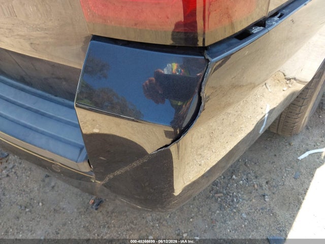 1GNSKBKC1FR103963 Chevrolet Tahoe Lt