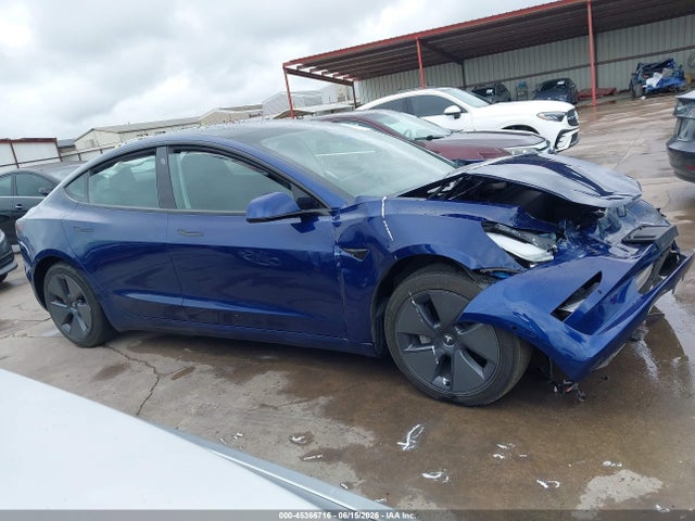 2022 Tesla Model 3 Long Range Dual Motor All-wheel Drive მანქანა იყიდება აუქციონზე, vin: 5YJ3E1EB0NF271518, აუქციონის ნომერი: 45366716