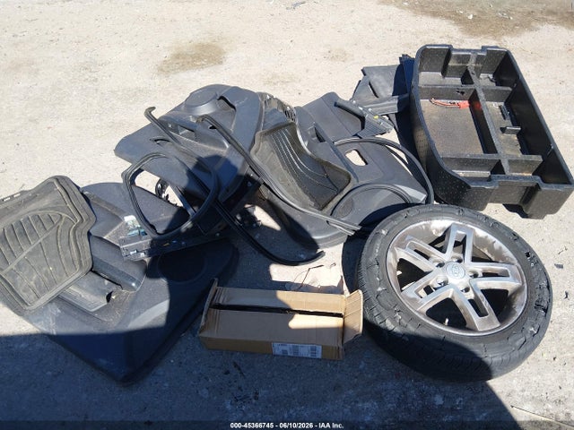 45366745 :رقم المزاد ، KNDJT2A28A7038317 vin ، 2010 Kia Soul + مزاد بيع