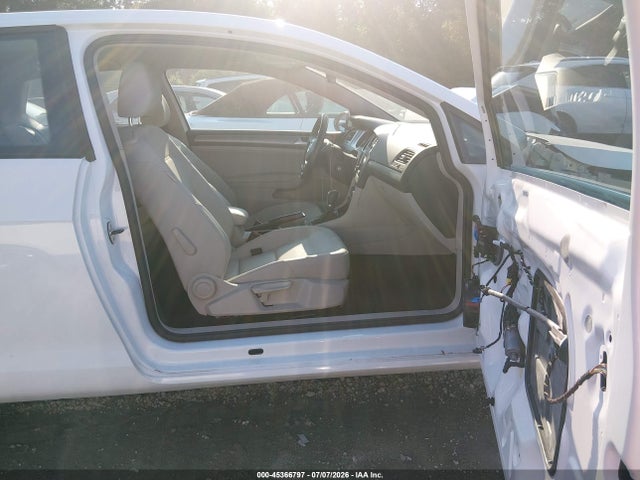 Aukcja sprzedaży 2015 Volkswagen Golf Tsi S 2-door, vin: 3VW917AUXFM055461, numer aukcji: 45366797