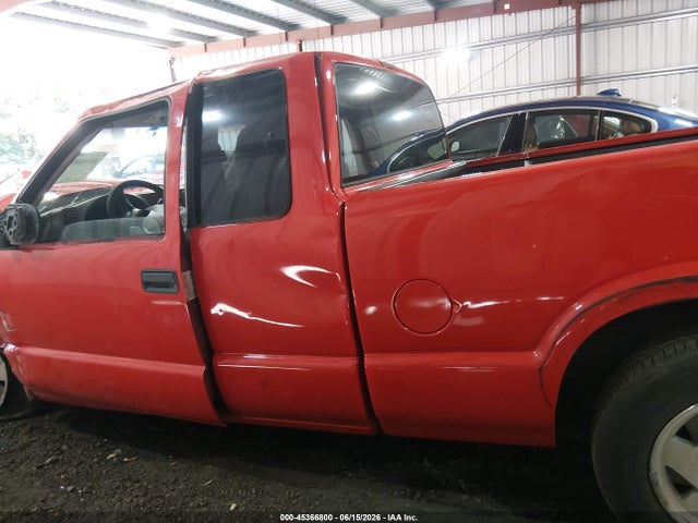 2000 Gmc Sonoma Sls მანქანა იყიდება აუქციონზე, vin: 1GTCS19W7Y8102848, აუქციონის ნომერი: 45366800