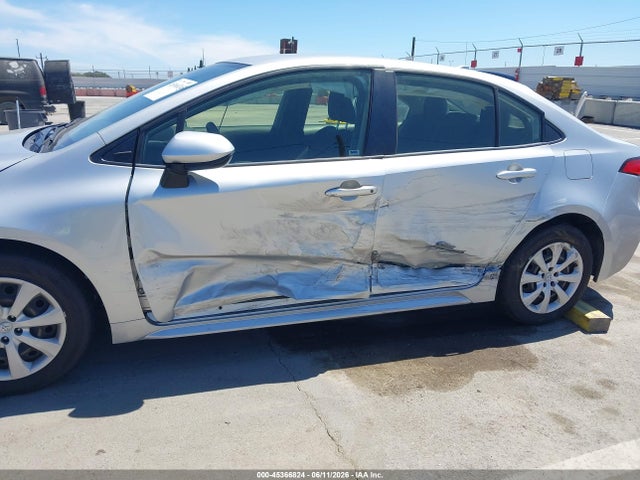 Toyota COROLLA LE 2021 JTDEPMAE9MJ148019 Image 6