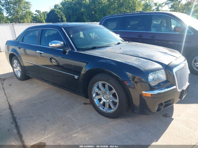 Продажа на аукционе авто 2005 Chrysler 300c, vin: 2C3AA63H65H519745, номер лота: 45366851