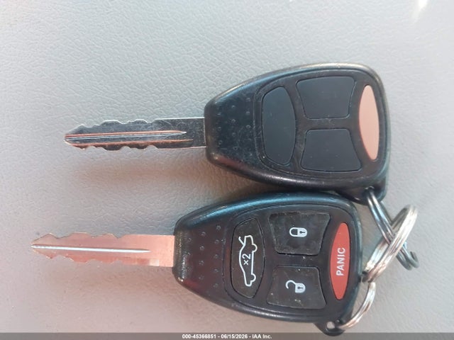 Продажа на аукционе авто 2005 Chrysler 300c, vin: 2C3AA63H65H519745, номер лота: 45366851