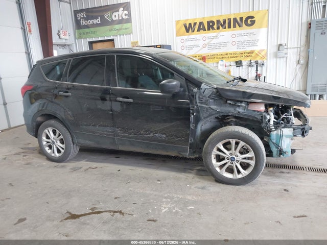 2019 Ford Escape S მანქანა იყიდება აუქციონზე, vin: 1FMCU0F7XKUC03586, აუქციონის ნომერი: 45366880
