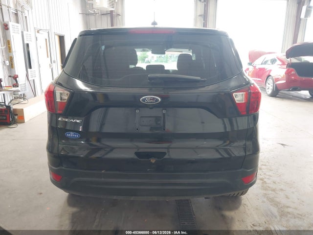 2019 Ford Escape S მანქანა იყიდება აუქციონზე, vin: 1FMCU0F7XKUC03586, აუქციონის ნომერი: 45366880