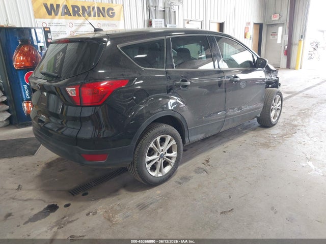 2019 Ford Escape S მანქანა იყიდება აუქციონზე, vin: 1FMCU0F7XKUC03586, აუქციონის ნომერი: 45366880