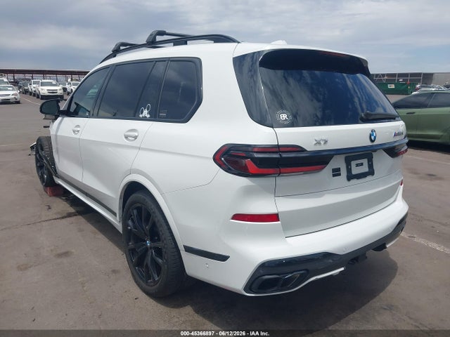 BMW X7 M60i 2025 5UX33EM00S9X88674 Image 3
