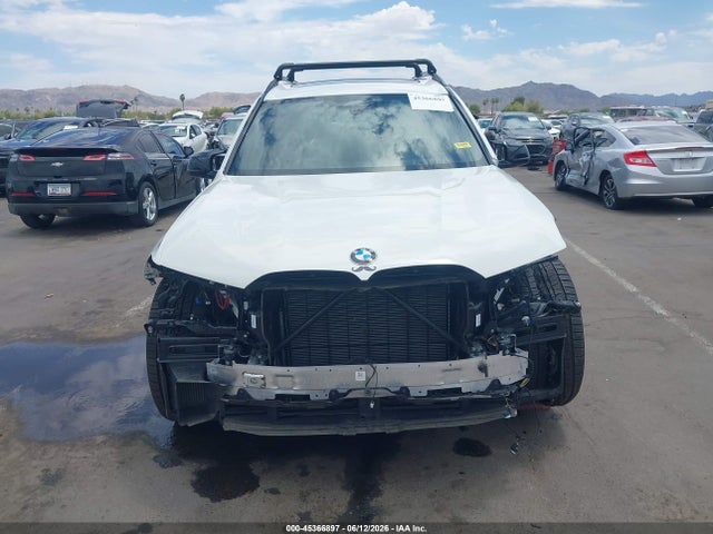 BMW X7 M60i 2025 5UX33EM00S9X88674 Image 6