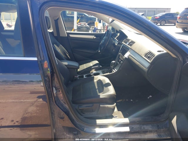 2013 Volkswagen Passat 2.0l Tdi Se მანქანა იყიდება აუქციონზე, vin: 1VWBN7A39DC000091, აუქციონის ნომერი: 45366905