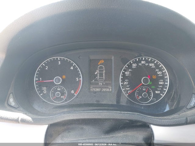 2013 Volkswagen Passat 2.0l Tdi Se მანქანა იყიდება აუქციონზე, vin: 1VWBN7A39DC000091, აუქციონის ნომერი: 45366905