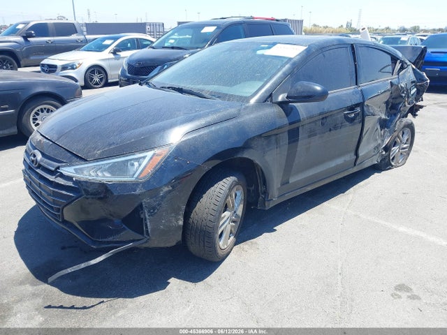 Hyundai Elantra Value Edition 2019 5NPD84LF3KH496192 Image 2