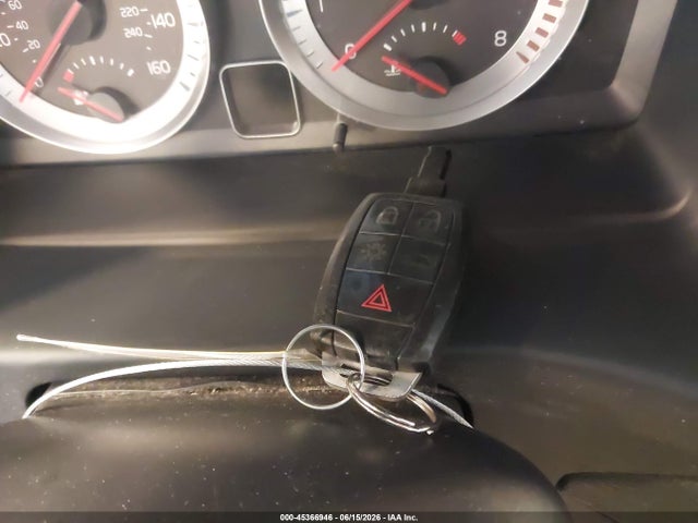 45366946 :رقم المزاد ، YV1672MC6BJ109883 vin ، 2011 Volvo C70 T5 مزاد بيع